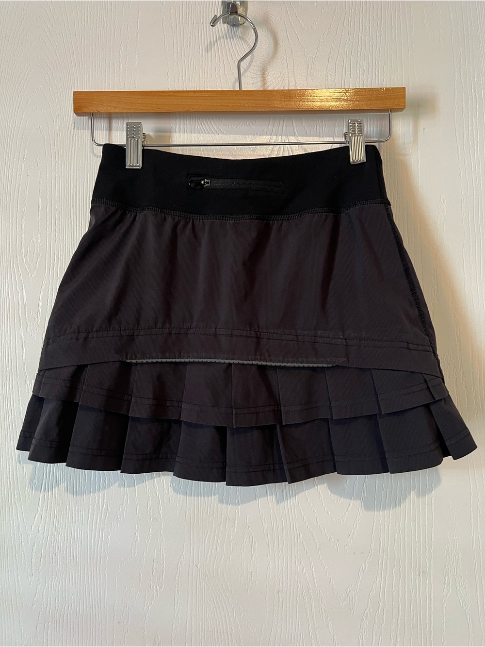 Ivivva By LULULEMON Black Lined Skirt Skort Pleated Ruffle Girls Size 10
